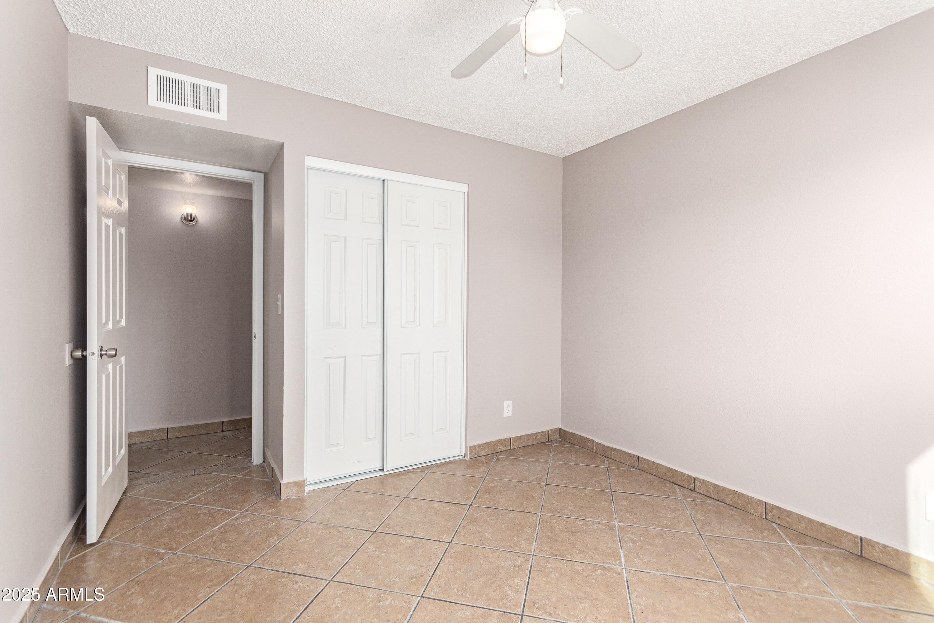 1412 East Carter Road Phoenix, AZ 85042 - Photo 19 of 31 Image 11