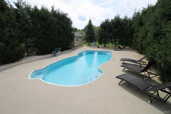 $1,500,000 | 56 Autumn Chase Drive, Hopewell Junction, NY 12533