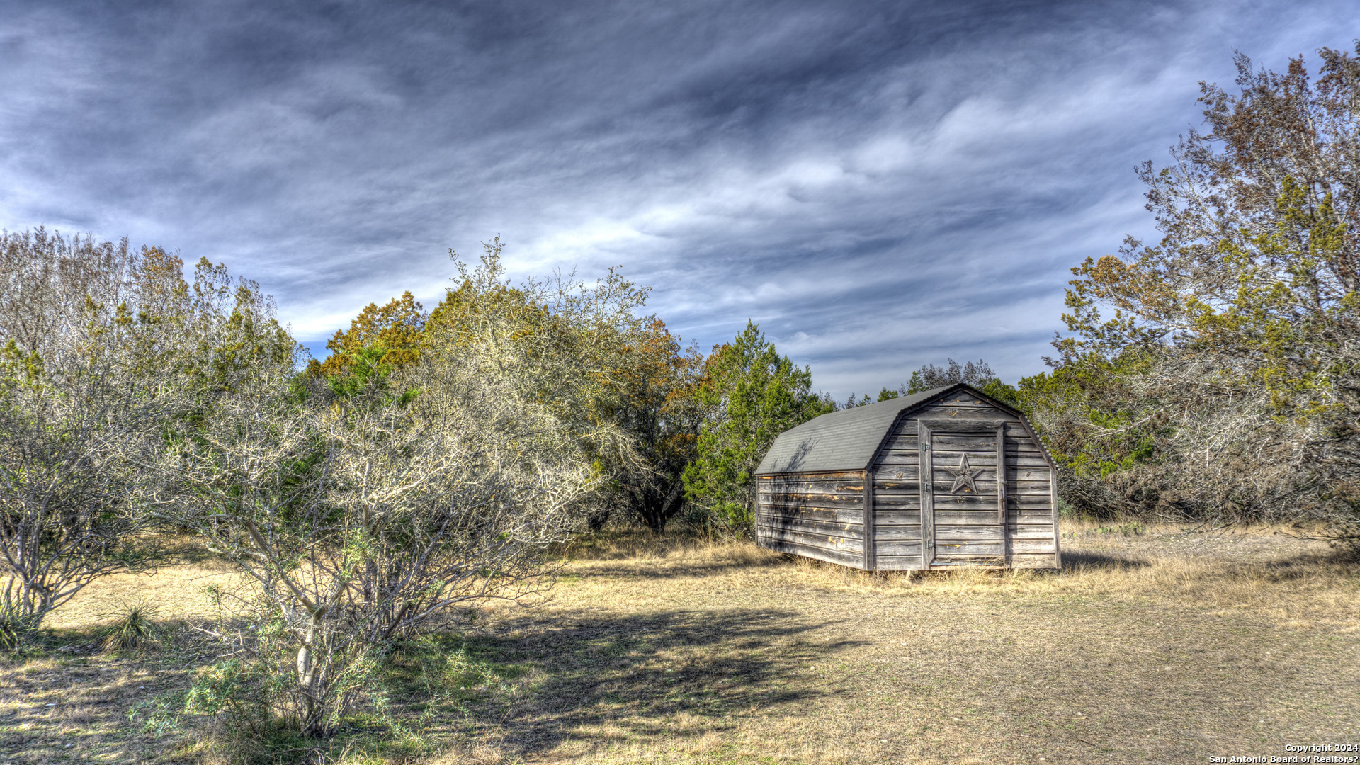 22 Squirrel Bend Uvalde, TX 78801 - Photo 11 of 47