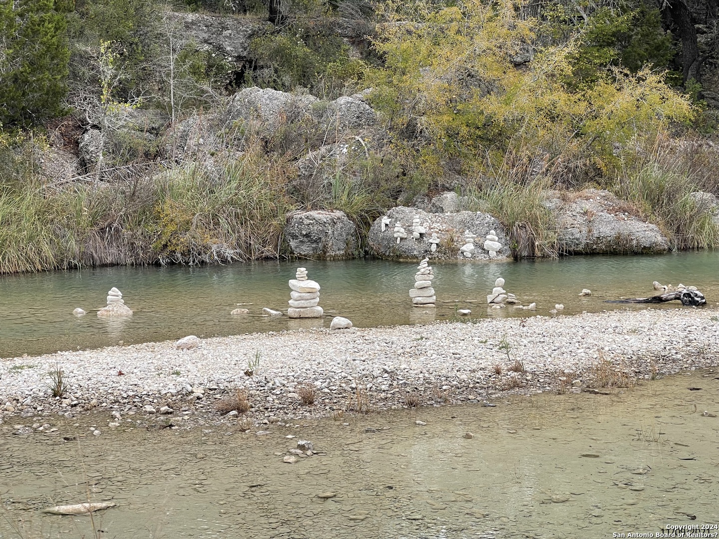 22 Squirrel Bend Uvalde, TX 78801 - Photo 37 of 47 an aerial view of a houses with beach