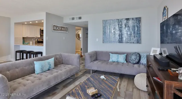 $5,200 | 1301 1st Street South, Unit 1404, Jacksonville Beach, FL 32250