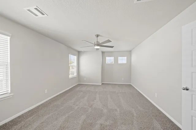 $1,995 | 831 Oakland Drive, Houston, TX 77090