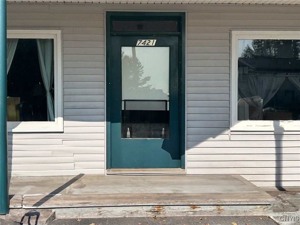 7421 Highway 291 Marcy, NY 13469 - Photo 5 of 12