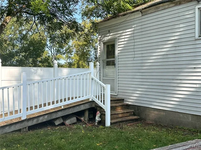 $127,500 | 7421 Highway 291, Marcy, NY 13469