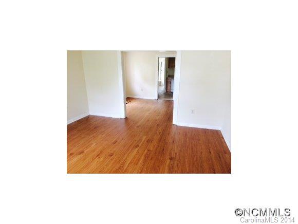 74 Springbrook Road Asheville, NC 28804 - Photo 3 of 10 Gallery Image 3