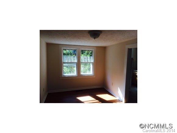 74 Springbrook Road Asheville, NC 28804 - Photo 4 of 10 Gallery Image 4