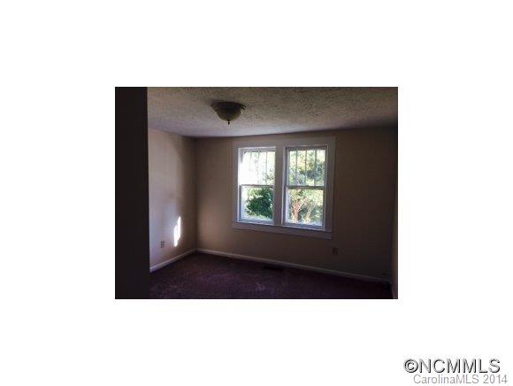 74 Springbrook Road Asheville, NC 28804 - Photo 7 of 10 Gallery Image 7