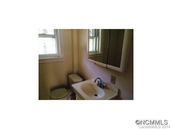 74 Springbrook Road Asheville, NC 28804 - Photo 8 of 10 Gallery Image 8