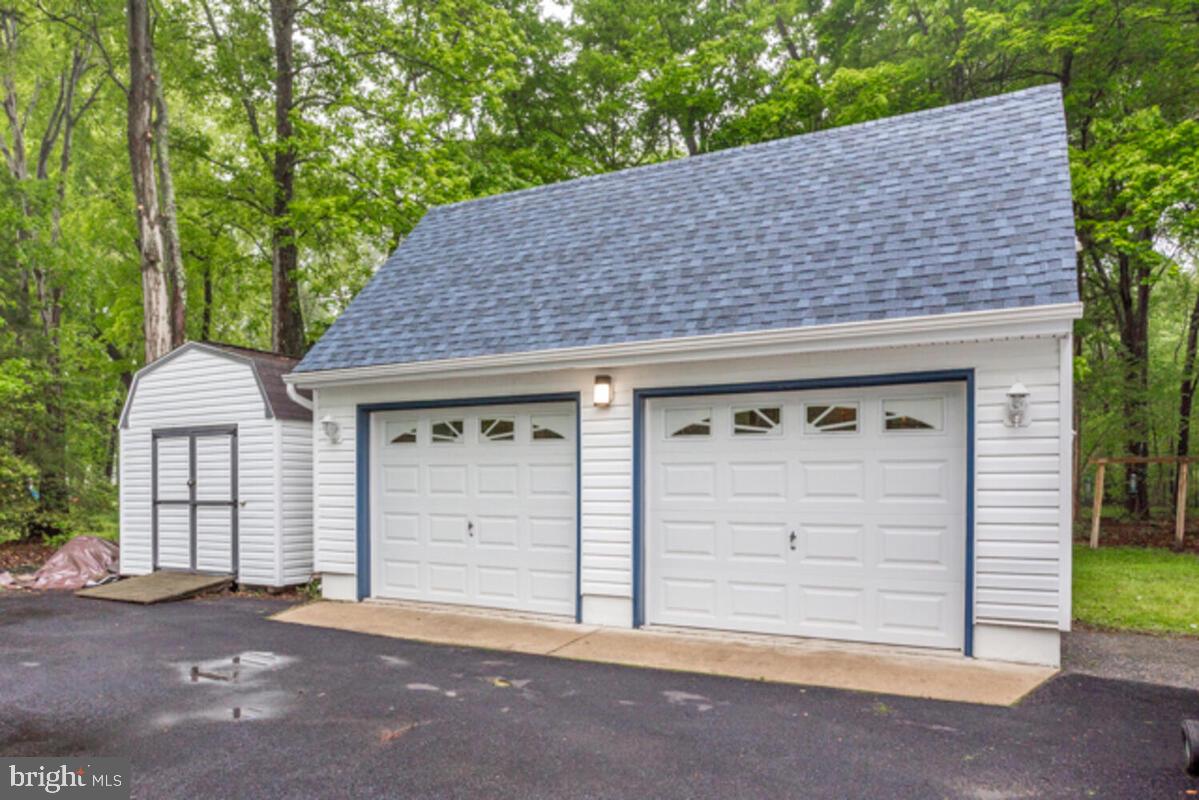 1422 Cedarhurst Road Shady Side, MD 20764 - Photo 8 of 55 Detached Two Car Garage