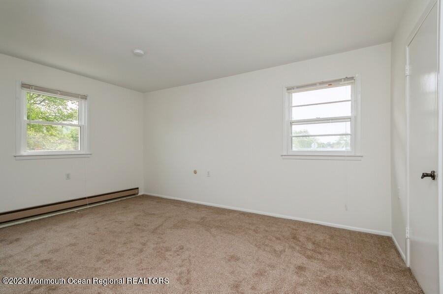 129 Whittier Road Brick, NJ 08724 - Photo 15 of 23 15_129WhittierRd_14_PrimaryBedroom_LowRe