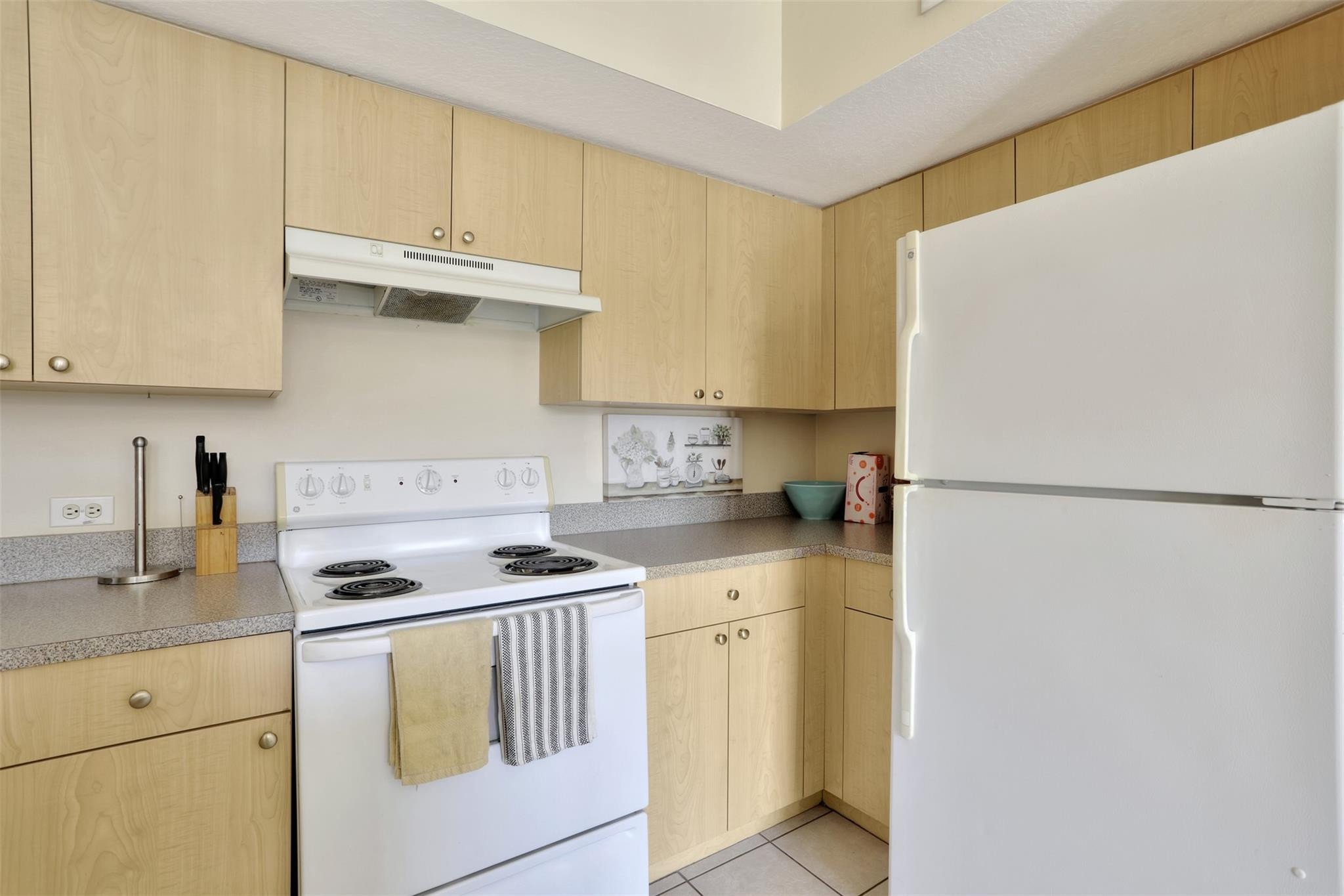 723 Villa Circle, Unit 723 Boynton Beach, FL 33435 - Photo 4 of 41 Photo 4