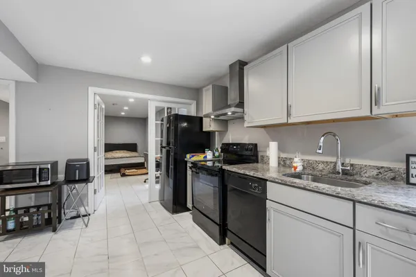 $1,200,000 | 17616 Garrett Drive, Gaithersburg, MD 20878