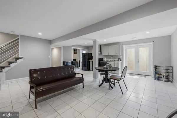 $1,200,000 | 17616 Garrett Drive, Gaithersburg, MD 20878