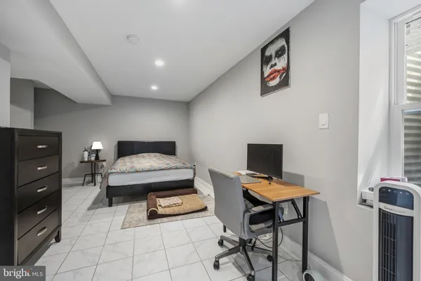 $1,200,000 | 17616 Garrett Drive, Gaithersburg, MD 20878