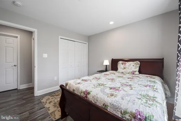 $1,200,000 | 17616 Garrett Drive, Gaithersburg, MD 20878