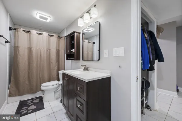 $1,200,000 | 17616 Garrett Drive, Gaithersburg, MD 20878