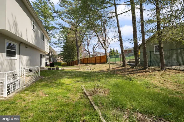 $1,200,000 | 17616 Garrett Drive, Gaithersburg, MD 20878