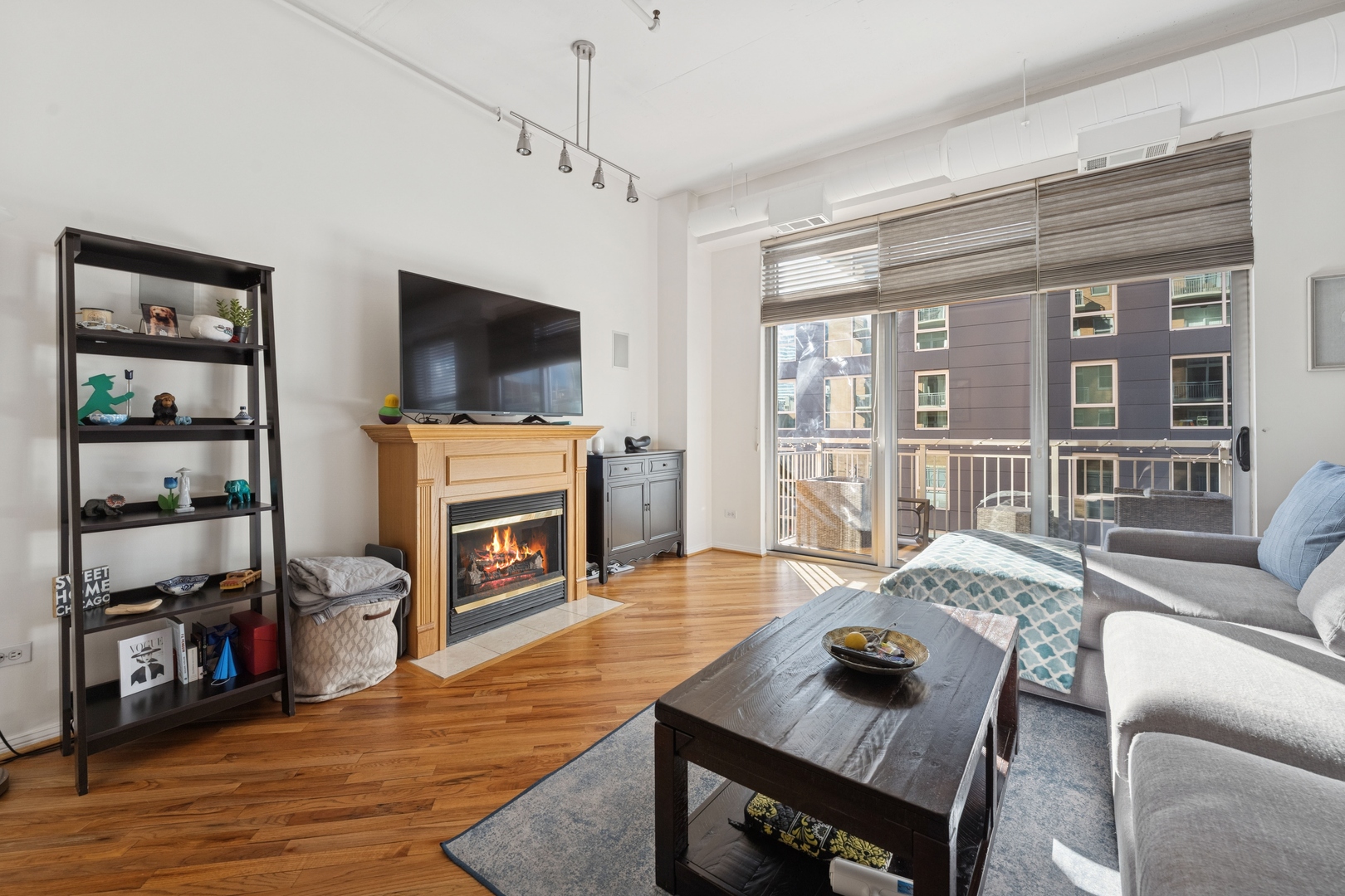 950 West Monroe Street, Unit 412 Chicago, IL 60607 - Photo 4 of 13