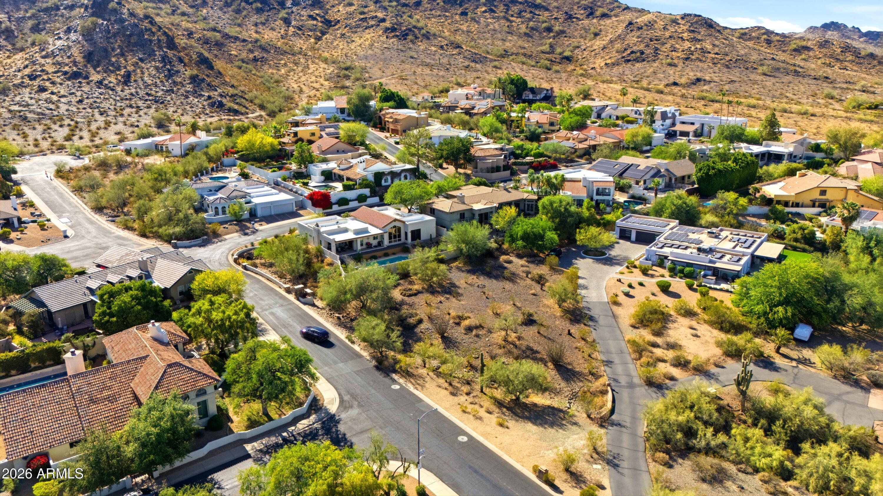 2260 East Mountain View Road Phoenix, AZ 85028 - Photo 14 of 27 2260_E_Mountain_View_Rd_13