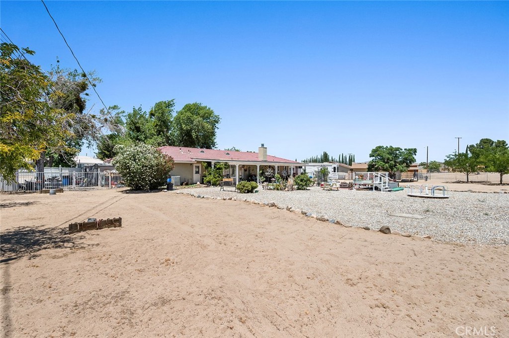 15093 Mandan Road Apple Valley, CA 92307 - Photo 40 of 56