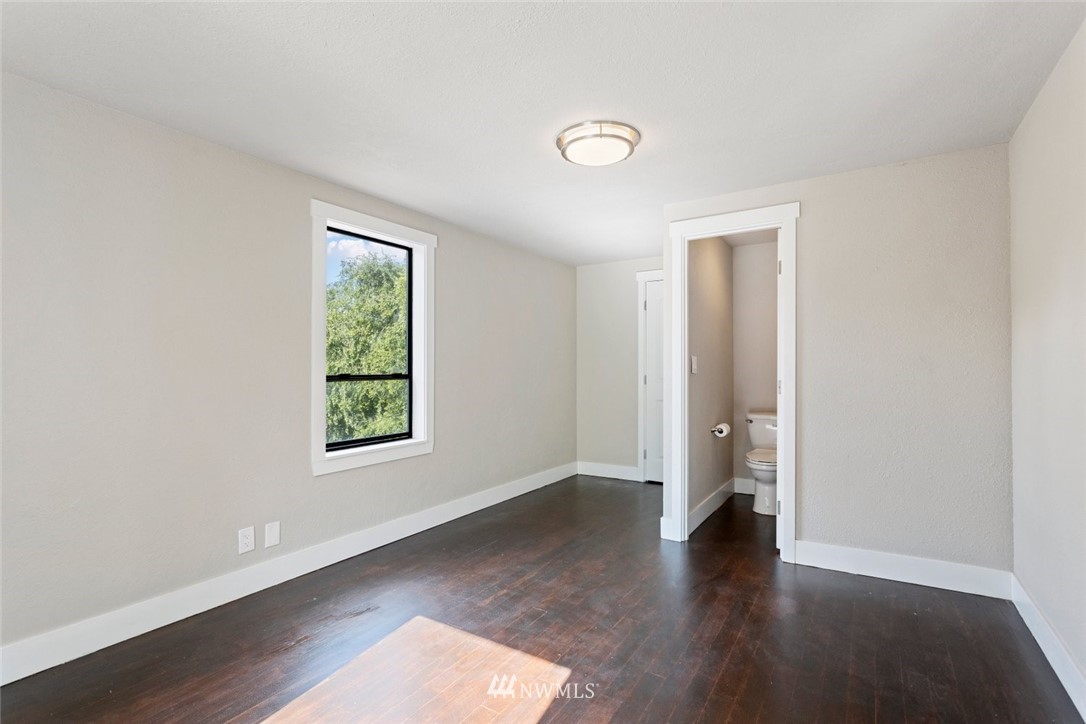 557 Bronson Place Northeast Renton, WA 98056 - Photo 13 of 26 Gallery Image 13
