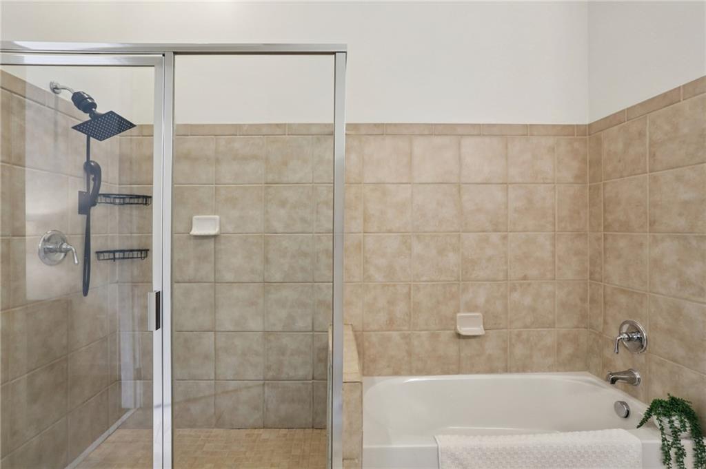 711 Cosmopolitan Drive Northeast, Unit 102 Atlanta, GA 30324 - Photo 24 of 33