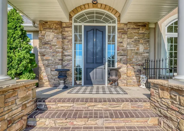 $895,000 | 3706 Pebble Hills Drive, Fergus Falls, MN 56537