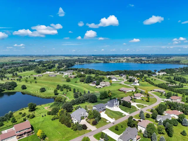 $895,000 | 3706 Pebble Hills Drive, Fergus Falls, MN 56537