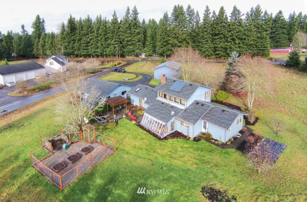 4401 Fir Tree Road Southeast Olympia, WA 98501 - Photo 9 of 25 Gallery Image 9