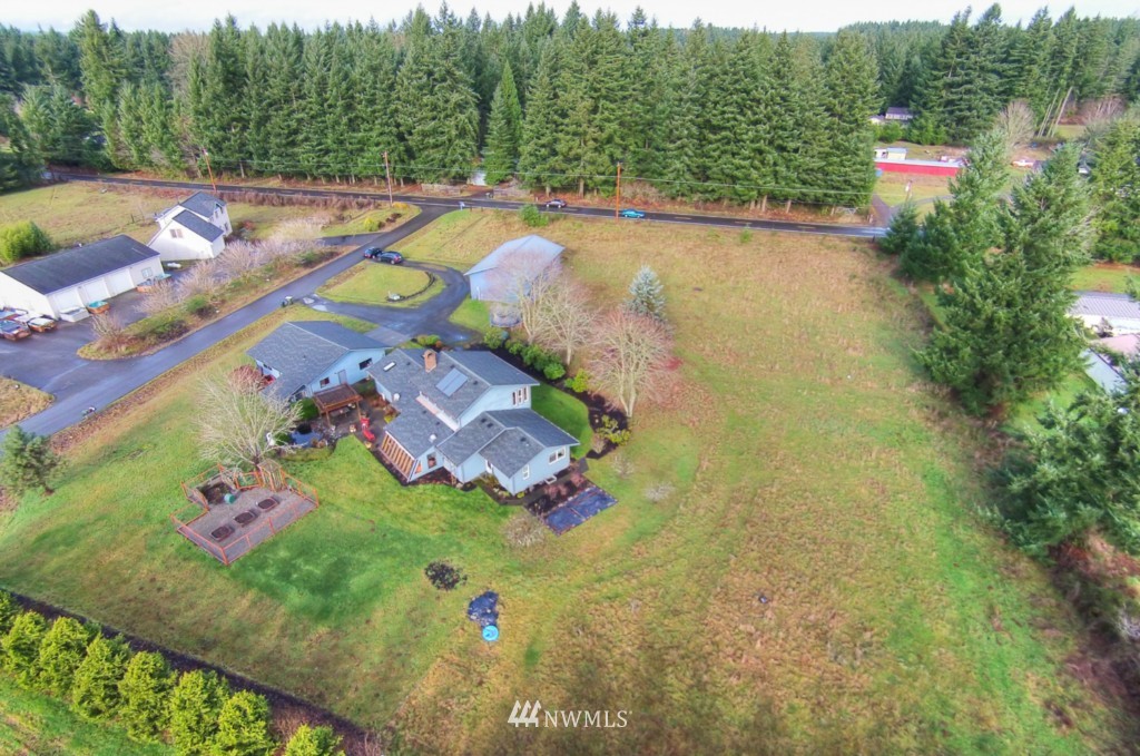 4401 Fir Tree Road Southeast Olympia, WA 98501 - Photo 10 of 25 Gallery Image 10