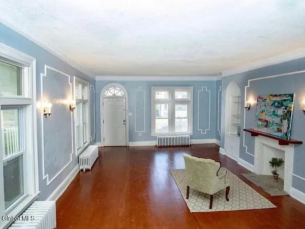 $2,000 | 459 Hamilton Street, Albany, NY 12203