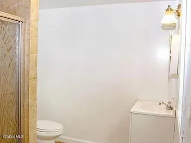 $2,000 | 459 Hamilton Street, Albany, NY 12203