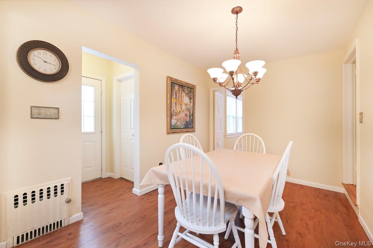 68 Hudson Road Floral Park, NY 11001 - Photo 13 of 25