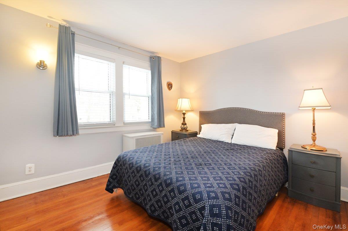 68 Hudson Road Floral Park, NY 11001 - Photo 19 of 25