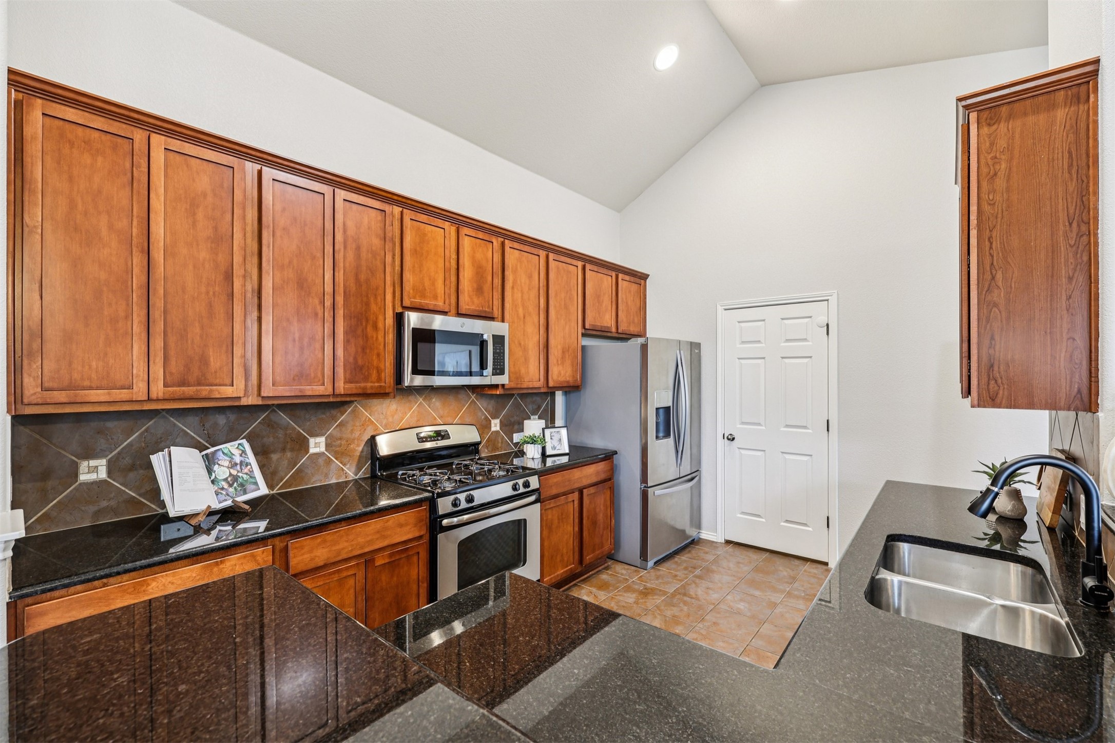 14301 Rountree Ranch Lane Austin, TX 78717 - Photo 10 of 29