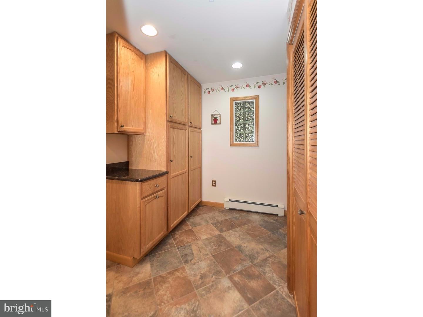 105 Municipal Road Pipersville, PA 18947 - Photo 14 of 25 Butler Pantry