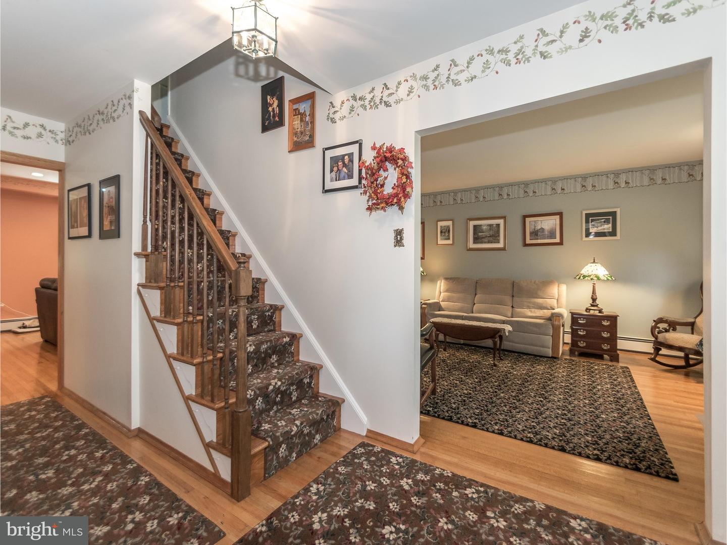 105 Municipal Road Pipersville, PA 18947 - Photo 16 of 25 Foyer