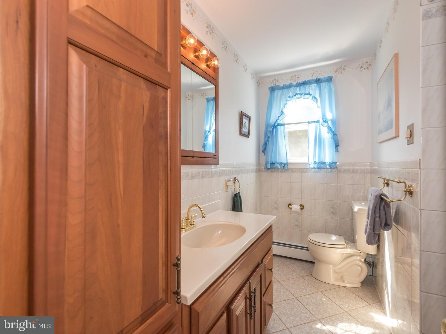 105 Municipal Road Pipersville, PA 18947 - Photo 18 of 25 Bathroom