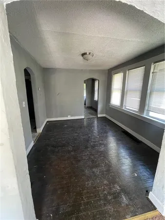 $65,000 | 1909 Kansas Avenue, Kansas City, MO 64127