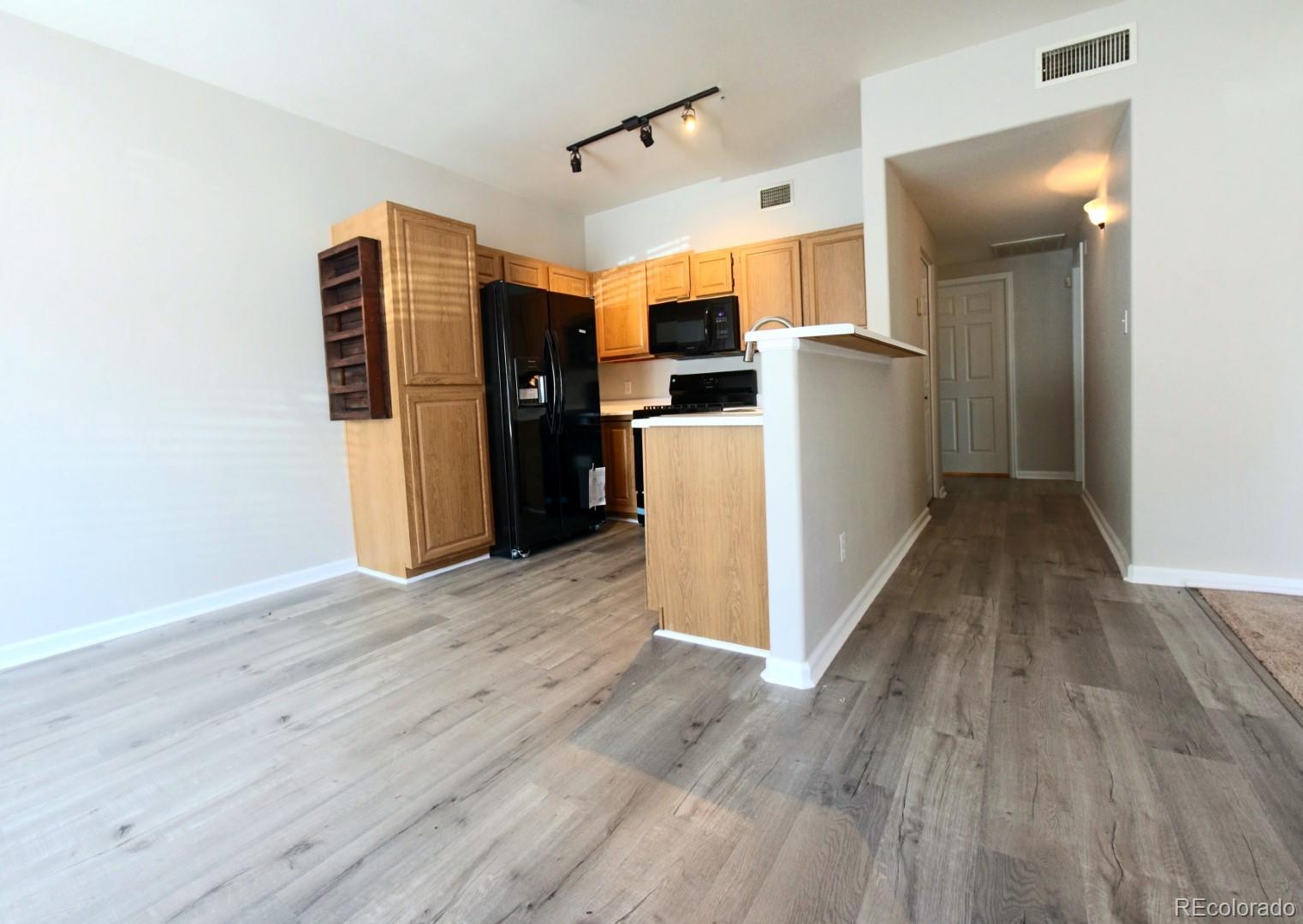 3845 East Canyon Ranch Road, Unit 103 Highlands Ranch, CO 80126 - Photo 8 of 31 Gallery Image 8
