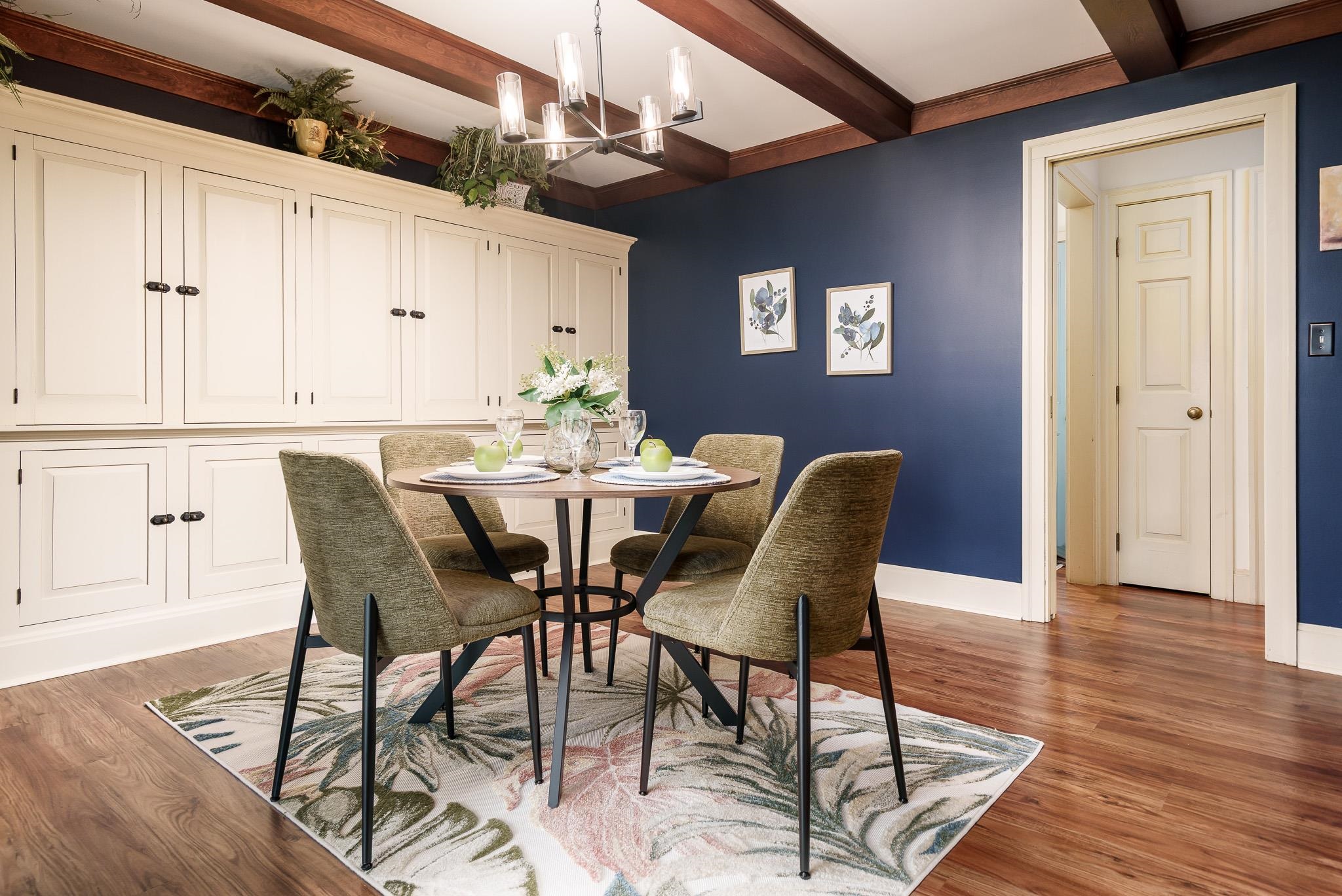 10562 Town Hall Road Belvidere, IL 61008 - Photo 21 of 72 a dining room with furniture and wooden floor