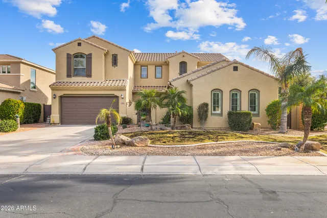 $895,000 | 1341 East Macaw Court, Gilbert, AZ 85297