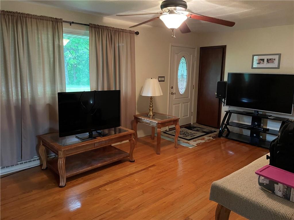 178 Zeigler Road Rochester, PA 15074 - Photo 7 of 21