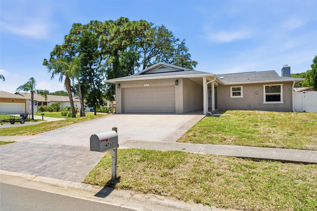 4712 Simcoe Street Palm Harbor, FL 34683 - Photo 4 of 51