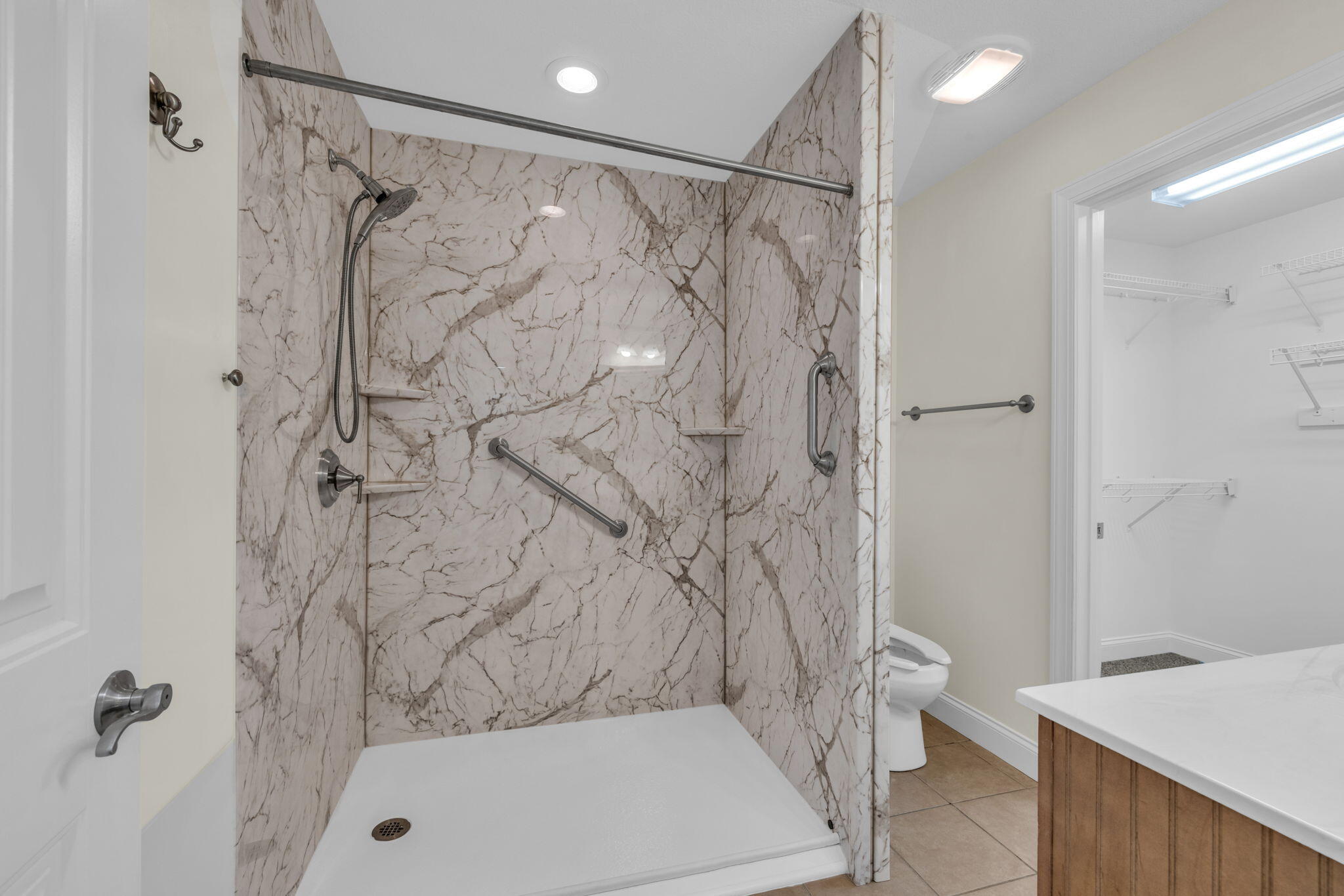 305 Gordon Street Chickamauga, GA 30707 - Photo 15 of 31 24-web-or-mls-305-gordon-st