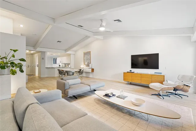 $3,950 | 2090 Borealis Way, Weston, FL 33327