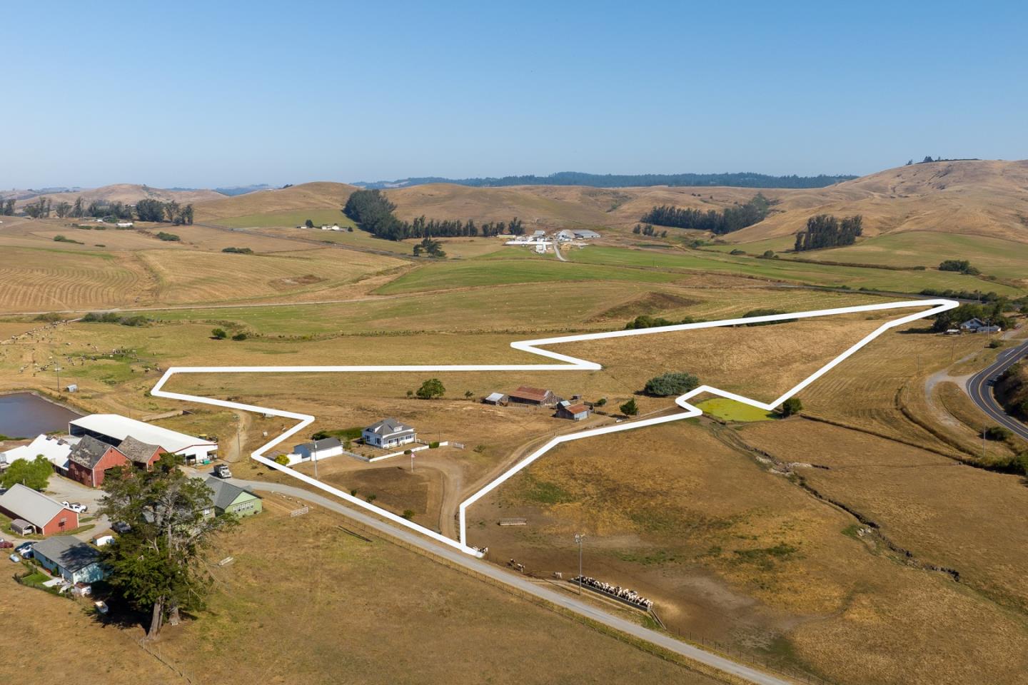14550 Valley Ford Estero Road Valley Ford, CA 94972 - Photo 18 of 41 a view of a tennis court