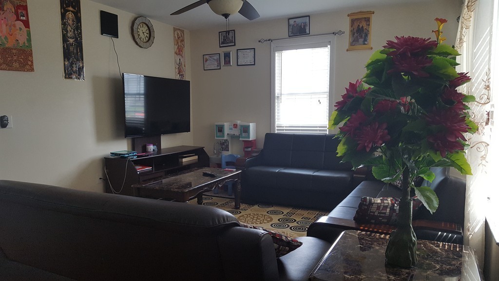 332 Naismith Street Springfield, MA 01104 - Photo 9 of 26 Gallery Image 9