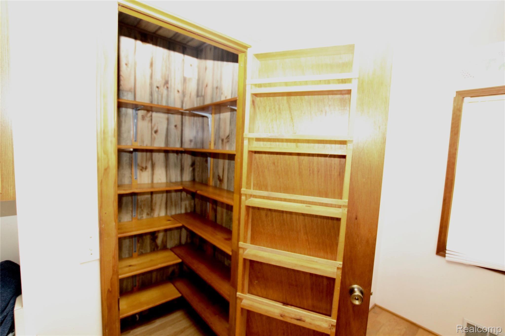 20975 Metroview Road Farmington, MI 48335 - Photo 11 of 22 20975-metroview-pantry.jpg