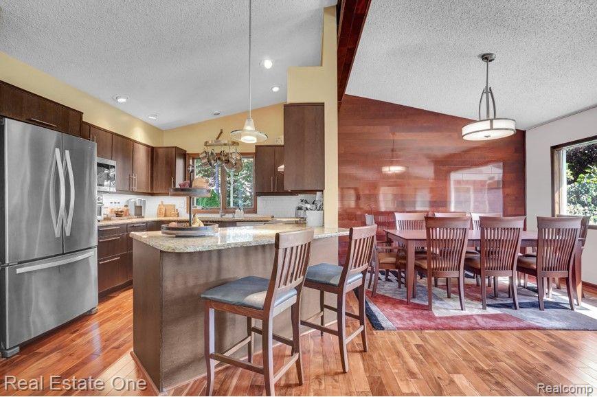 2360 Ford Road White Lake, MI 48383 - Photo 26 of 54